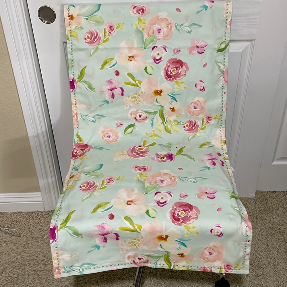Large floral table runner with detailed stitch, 96”x22”